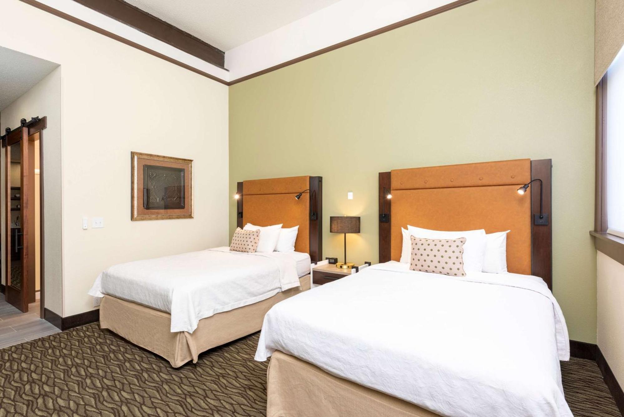 โฮมวูดสวีทบายฮิลตัน อินดีแอนาโพลิสดาวน์ทาวน์โฮเต็ล Hotel อินเดียนาโพลิส ภายนอก รูปภาพ