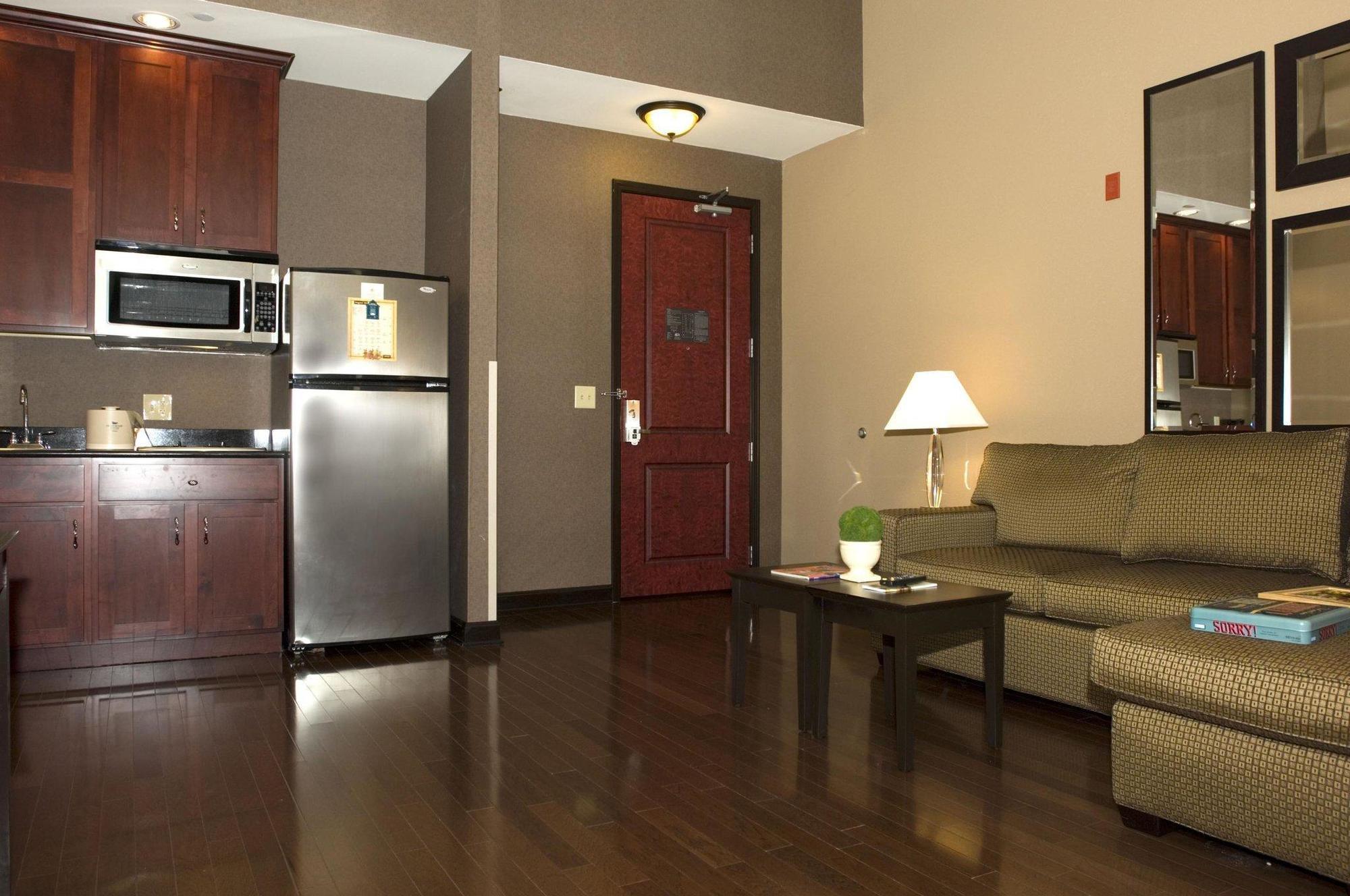 โฮมวูดสวีทบายฮิลตัน อินดีแอนาโพลิสดาวน์ทาวน์โฮเต็ล Hotel อินเดียนาโพลิส ภายนอก รูปภาพ